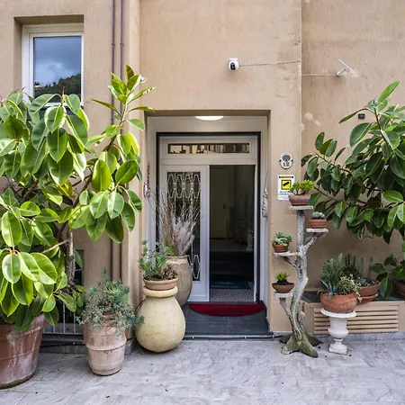 Apartamento Liliana - Sirena - Trilocale Elegante Con Balcone Vista Mare - Accesso Diretto Varigotti