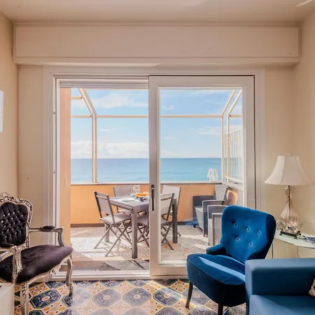Liliana - Sirena - Trilocale Elegante Con Balcone Vista Mare - Accesso Diretto