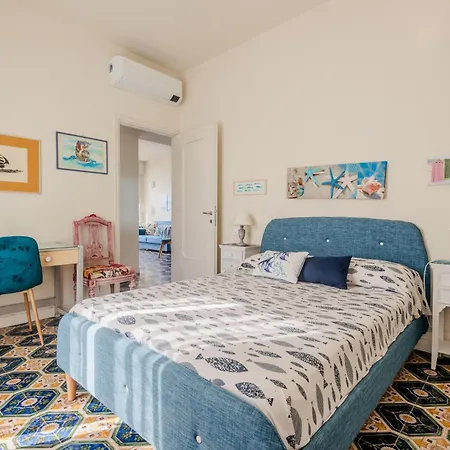 Liliana - Sirena - Trilocale Elegante Con Balcone Vista Mare - Accesso Diretto Apartamento