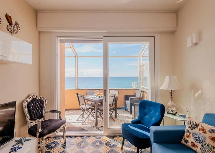 Liliana - Sirena - Trilocale Elegante Con Balcone Vista Mare - Accesso Diretto